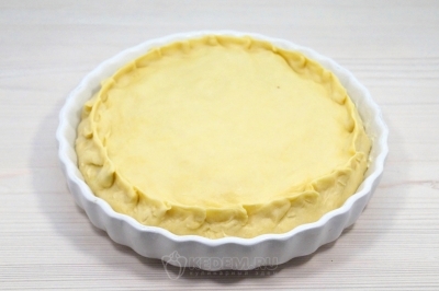 Защипывать по верху края.