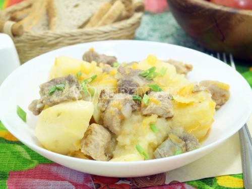 Картофель с мясом в мультиварке - рецепт