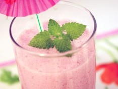 Молочный коктейль с ягодой «Малиновое лето» - рецепт
