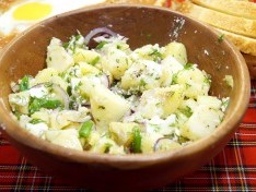 Картофельный салат с брынзой
