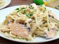 Спагетти с семгой и сливочным соусом