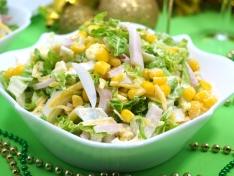 Новогодний салат с кальмарами «Сказочный берег»