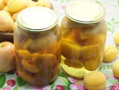 Компот из абрикосов с яблоками на зиму - рецепт