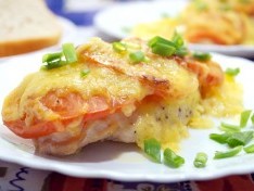 Куриное филе с помидорами и сыром «София» - рецепт