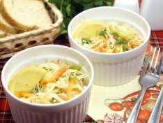 Салат из белокочанной капусты «Лили» - рецепт