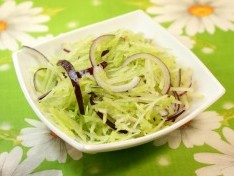 Салат из зелёной редьки - рецепт