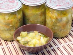 Тушеные кабачки с овощами на зиму - рецепт