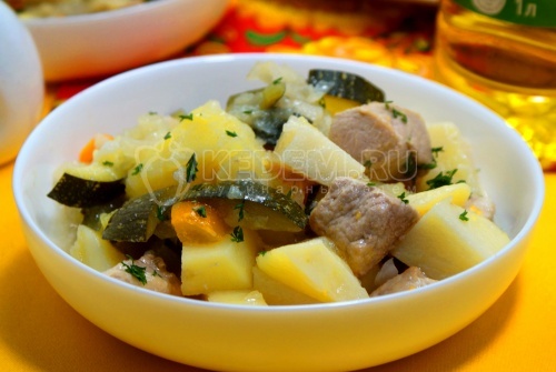 Овощное рагу с мясом и картошкой