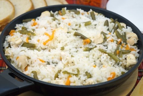 Рис с фасолью стручковой на сковороде: рецепт с фото пошагово