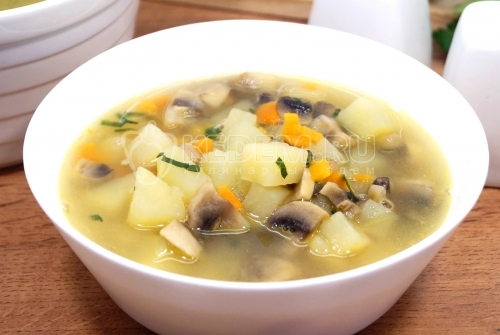 Суп с шампиньонами и картофелем