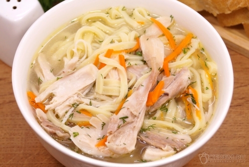 Домашняя лапша с курицей