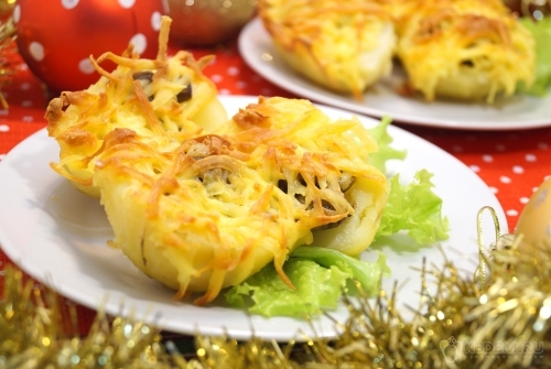 Картофель с грибами в духовке