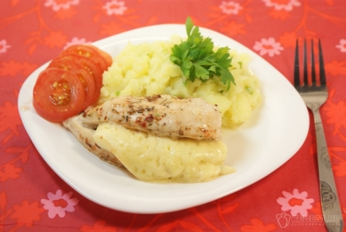 Куриные грудки с сыром