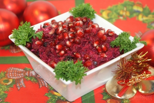 Салат со свёклой К Празднику