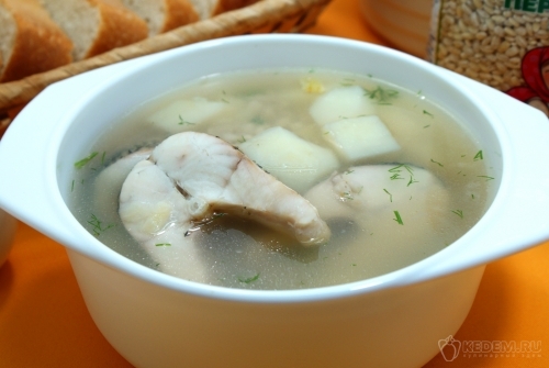 Уха с перловкой