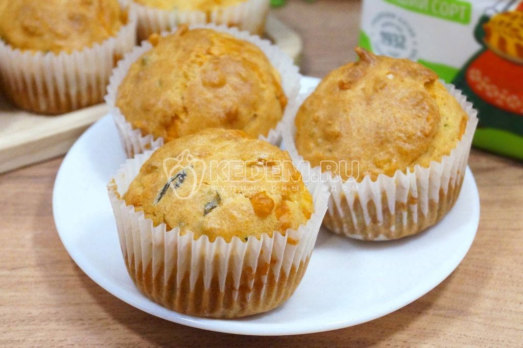 Маффины с сыром и зеленью