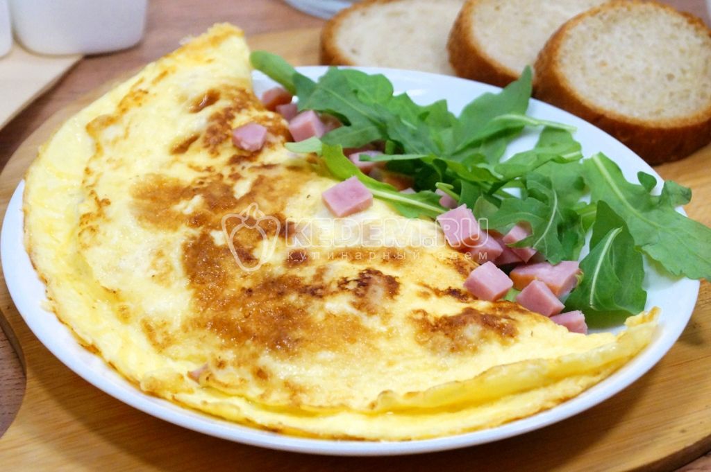 Омлет-конверт с ветчиной и сыром