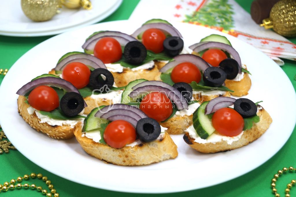 Овощные бутерброды на праздничный стол