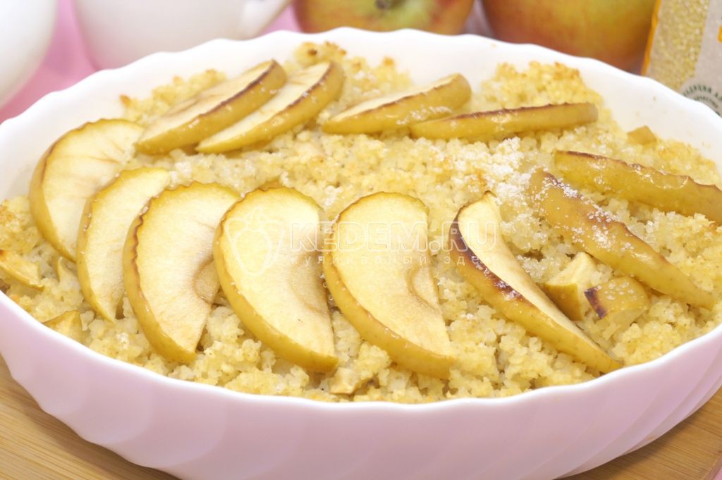 Пшенная запеканка с яблоками
