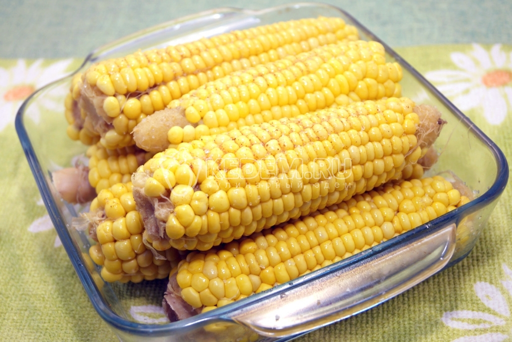 Вареная кукуруза с паприкой