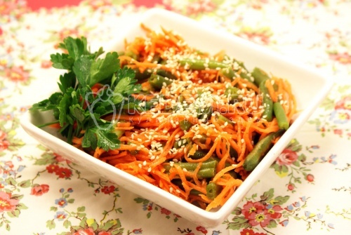 Рецепт Салат со стручковой фасолью  и морковью