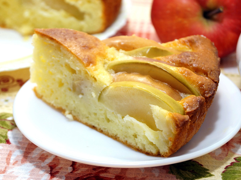 Творожная шарлотка с яблоками в духовке пошаговый рецепт с фото